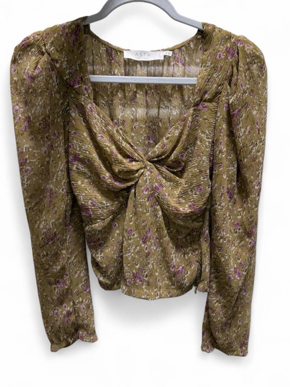 ASTR The Label Olive Green Floral Twist-Knot Long Sleeve Blouse